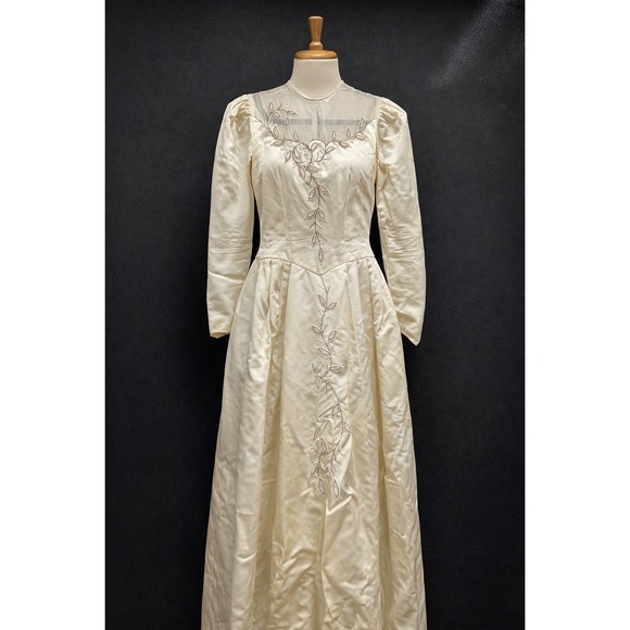 Vintage 1940's Wedding Gown Ivory White Liquid Satin Lace & Beaded with Veil